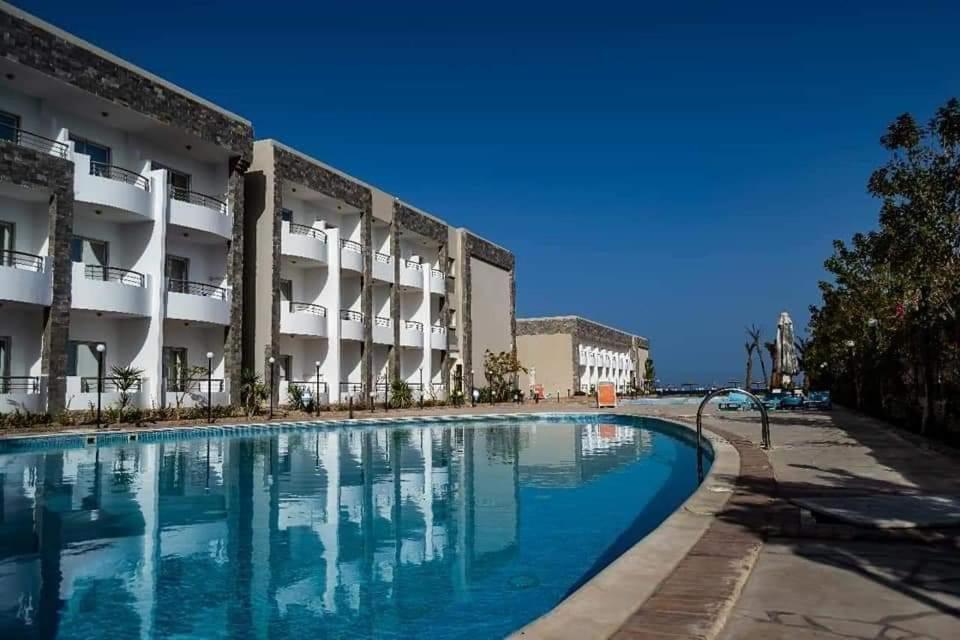 Cecelia Aparthotel Hurghada Buitenkant foto
